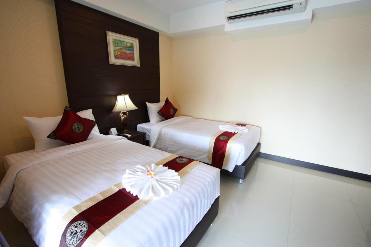 Valhalla Pattaya Hotel Jomtien Exterior foto