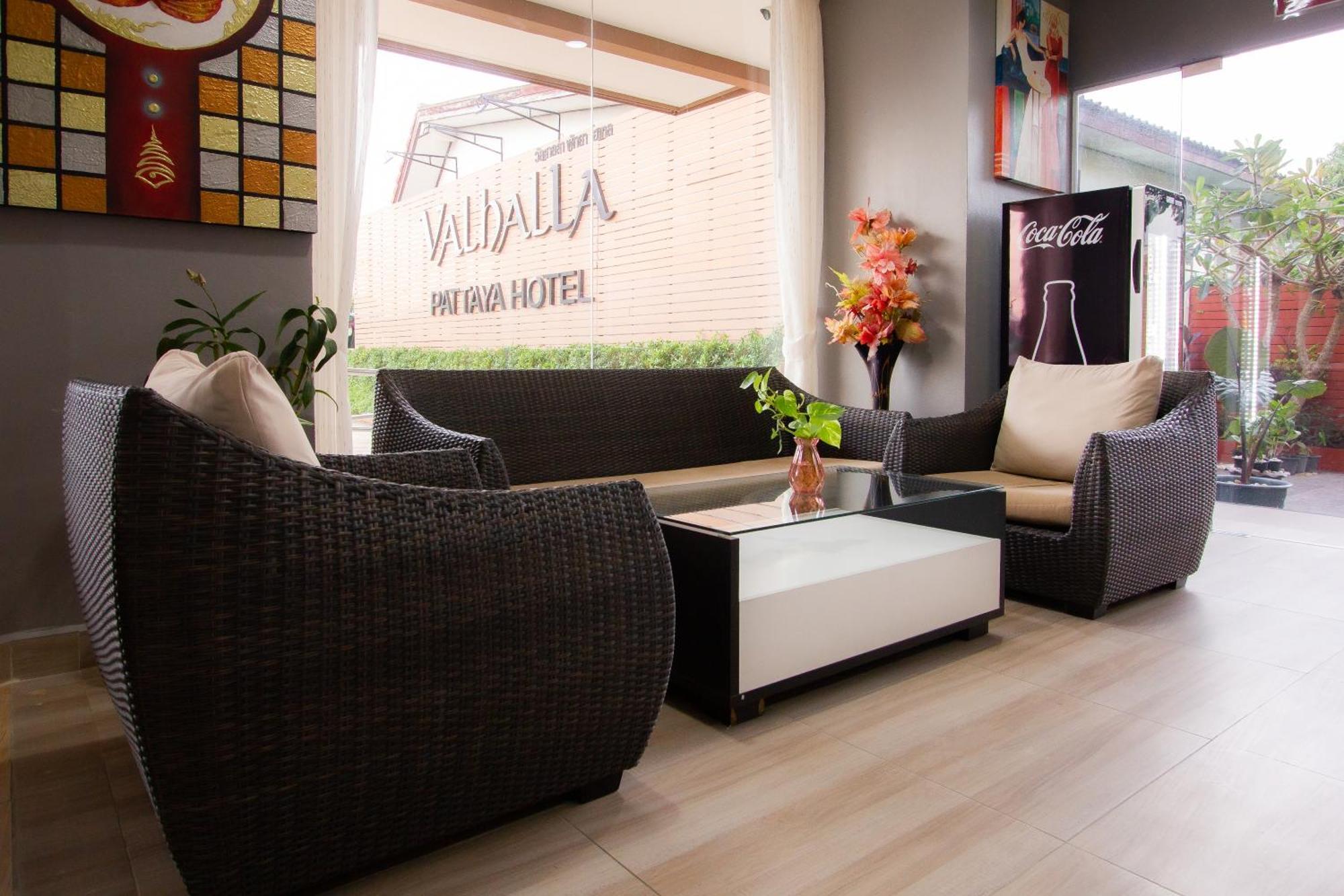 Valhalla Pattaya Hotel Jomtien Exterior foto